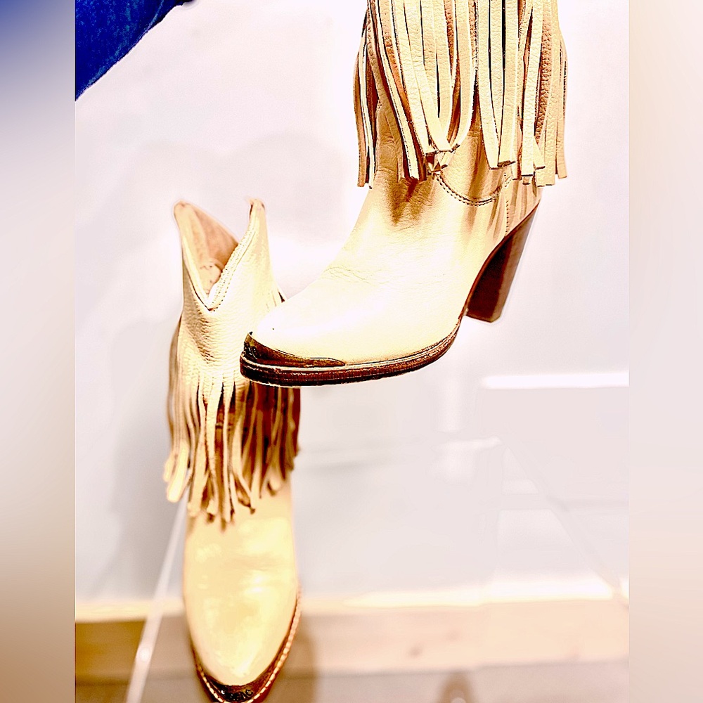Vintage Zodiac Genuine Leather Fringe Ankle Boots New Sole New Heel SZ 8